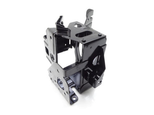 Oryginalne Mocowanie Uchwyt Akumulatora A2045400440 Mercedes C180 W204 1.6 Turbo | PARTLE.COM - zdjęcie 4 z 8