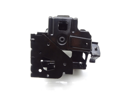 Oryginalne Mocowanie Uchwyt Akumulatora A2045400440 Mercedes C180 W204 1.6 Turbo | PARTLE.COM - zdjęcie 7 z 8