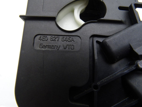 ZAMEK KLAPY BAGAŻNIKA TYŁ RYGIEL 4E0827645A Audi A4 B8 Sedan | PARTLE.COM - zdjęcie 5 z 5