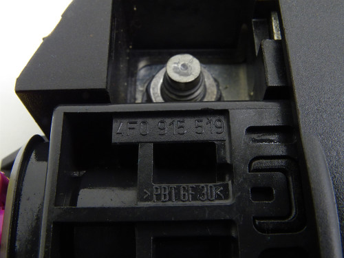 Bezpiecznik Akumulatora Pirotechniczny 4F0915519 Audi A4 B8 1.8 TFSI - Używane Części PARTLE.COM - zdjęcie 4 z 4