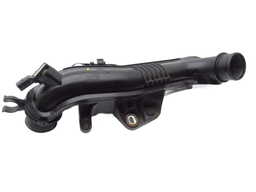 RURA INTERCOOLERA WĄŻ DOLOT POWIETRZA CABB 8K0145673L Audi A4 B8 1.8 TFSI - przód