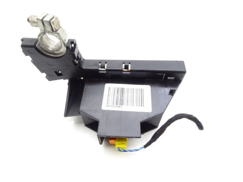 Moduł Klema Akumulatora Plusowa z Bezpiecznikiem 4F0915519 do Audi S5 8T 4.2 FSI | PARTLE.COM - zdjęcie 3 z 4