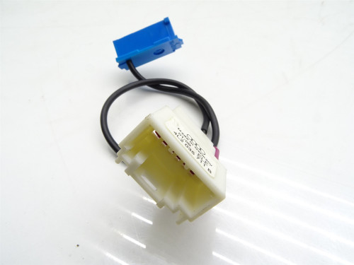 Mikrofon Bluetooth 4L2035711B Audi S5 8T Coupe - Używane Części PARTLE.COM - zdjęcie 4 z 5