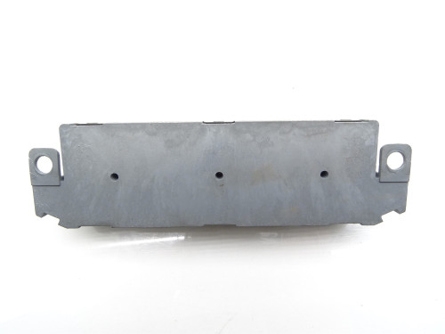 WZMACNIACZ ANTENOWY 8T0035225 do Audi S5 8T - Używane Części PARTLE.COM - zdjęcie 3 z 4