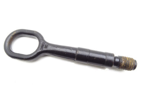 Hak Oczko Holownicze Ucho 8K0805615 do Audi S5 8T 4.2 FSI - Używane Części PARTLE.COM - zdjęcie 2 z 4