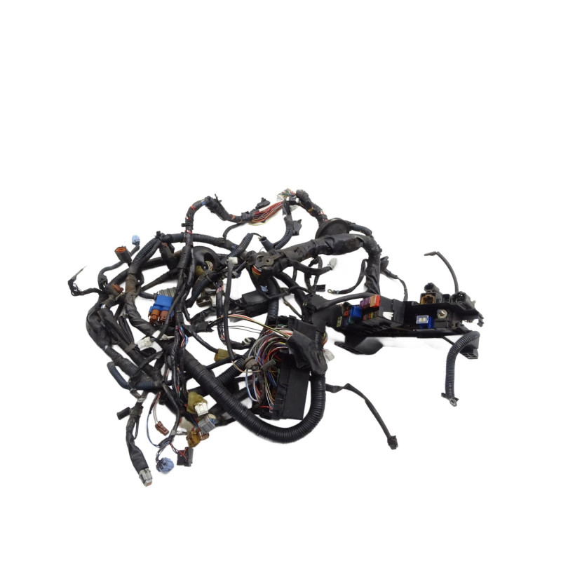 Oryginalna Wiązka Silnika i Skrzynka Bezpieczników Nissan Patrol GR Y61 3.0 | PARTLE.COM - przód