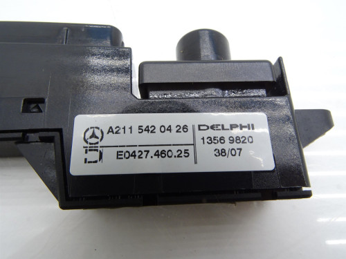 RAMKA PANEL WYBIERAKA A2115420426 Mercedes CLS C219 W219 | Używane Oryginały PARTLE.COM - nr części