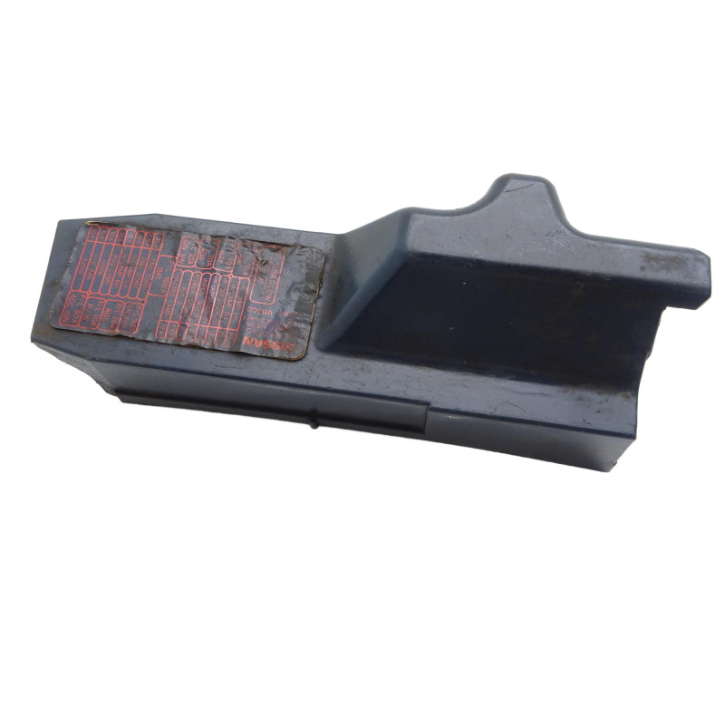 Pokrywa Skrzynki Bezpieczników K15382VB000 Nissan Patrol GR Y61 2.8 | PARTLE.COM - przód