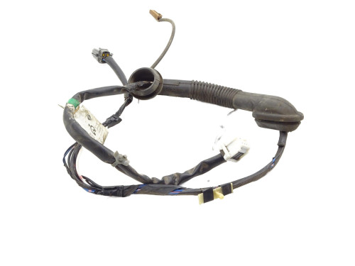 WIĄZKA DRZWI TYLNYCH LEWYCH LEWY TYŁ 24051VB015 Nissan Patrol GR Y61 2.8 - przód