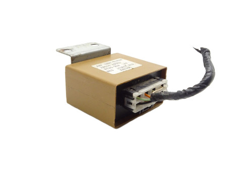 MODUŁ PRZEKAŹNIK WYCIERACZEK 28510VB000 Nissan Patrol GR Y61 2.8 TDi - przód