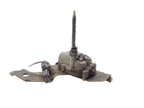 SILNICZEK WYCIERACZKI LAMPY PRZÓD Nissan Patrol GR Y61 2.8 TDi - przód