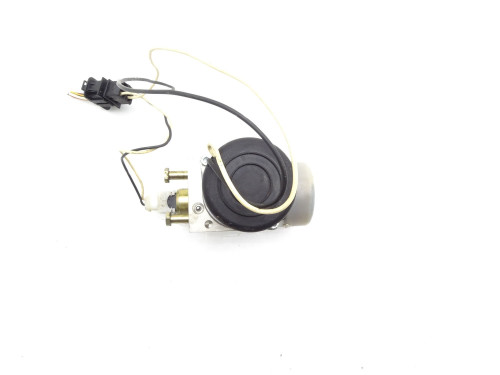 POMPKA POMPA SIŁOWNIK KLAPY TYŁ 3D5827383A VW PHAETON 3.2 V6 - Używane Części PARTLE.COM - zdjęcie 3 z 6