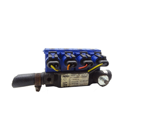 LISTWA WTRYSKOWA GAZU LPG K904501 VW PHAETON 3.2 V6 - przód