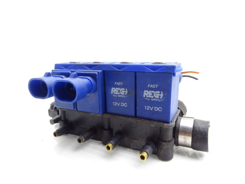 LISTWA WTRYSKOWA GAZU LPG K904502 VW PHAETON 3.2 V6 - Używana Oryginalna Część | PARTLE.COM - zdjęcie 2 z 7