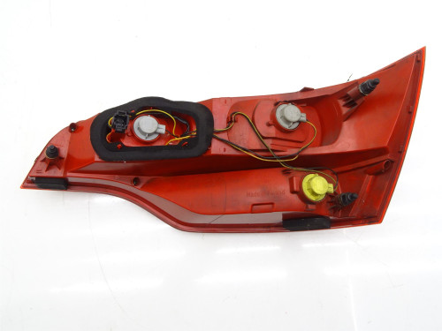 Lampa Bagażnika Lewa Tył Audi Q7 4L 3.0 TDI 273301 | Używane Oryginalne Części PARTLE.COM - tylna 2