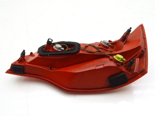 Lampa Bagażnika Lewa Tył Audi Q7 4L 3.0 TDI 273301 | Używane Oryginalne Części PARTLE.COM - tylna 3