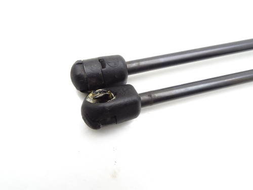 Oryginalny Amortyzator Klapy Bagażnika Audi Q7 4L (4L082335901S) | PARTLE.COM - sprężyna klapy 2