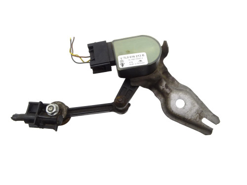 CZUJNIK POZIOMOWANIA SWIATEŁ XENON 7L0616213B Audi Q7 3.0 TDI - przód