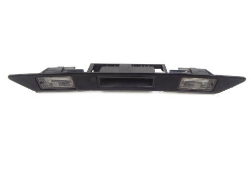 BLENDA OŚWIETLENIA KLAMKI KLAPY BAGAŻNIKA TYŁ Audi Q7 4L 8E0827657G | PARTLE.COM - klamka z kamerą 3