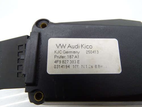 Używany Zamek Dociąg Klapy Siłownik Elektryczny Tył Audi Q7 4L 4F9827383E | PARTLE.COM - ilość pinów