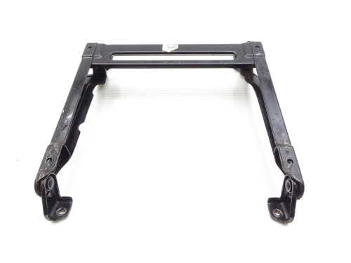 STELAŻ MOCOWANIE FOTELA PRZÓD LEWY 7L0881677G Audi Q7 4L | PARTLE.COM - mocowanie 2