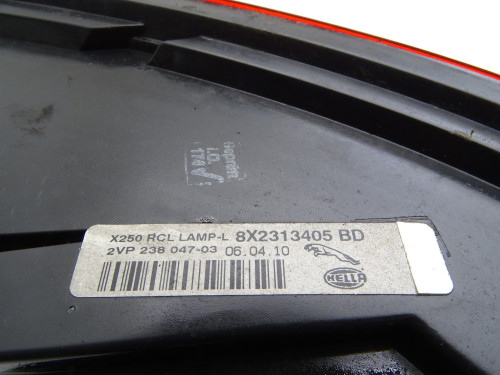 Ślizg Zderzaka Tylnego Środkowy Jaguar XF X250 I 8X2313406BD - Oryginał PARTLE.COM - zdjęcie 7 z 7