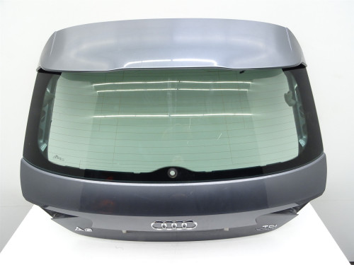 Oryginalna Klapa Bagażnika Szyba Tył Tylna Lotka Spoiler Audi A3 8V 3D LX7R 8V3827338 | PARTLE.COM - z szybą 2