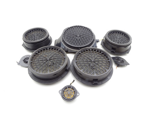 Używane Oryginalne Głośniki Przód Tył P/L 8T0035412 Audi A4 B8 LIFT | PARTLE.COM - mikrofon