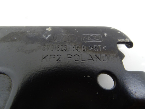 ZAMEK RYGIEL MASKI 8V0823185B Audi A3 8V | Używana Oryginalna Część PARTLE.COM - zdjęcie 3 z 3