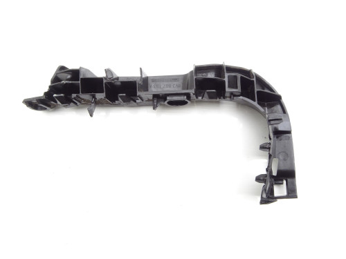 UCHWYT MOCOWANIE ZDERZAKA PRZEDNIEGO LEWY PRZÓD Audi A3 8V (8V3807183A) - Oryginał PARTLE.COM - narożnik zderzaka