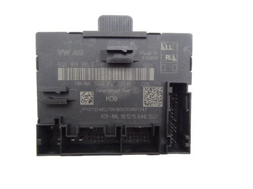 MODUŁ DRZWI PRAWY PRZÓD PRZEDNI PRAWY 5Q0959393E Audi A3 8V - przód