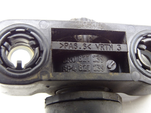 Oryginalny Odbój Ogranicznik Klapy Tylnej Bagażnika Audi A3 8V (8P4827239) - PARTLE.COM - zdjęcie 3 z 3