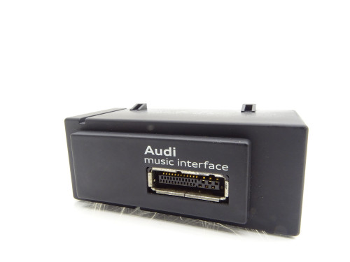 Oryginalny Panel Złącze USB Music Interface Kostka 8V0035736 Audi A3 8V - PARTLE.COM - kostka