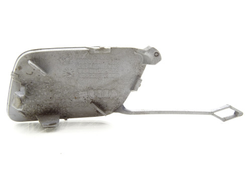 Oryginalna Zaślepka Haka Zderzaka Przód Audi A3 8V (8V3807241A) - PARTLE.COM - pajączek 2