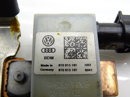 Oryginalny Czujnik Zarządzania Akumulatorem Klema Minusowa 8T0915181 Audi A4 B8 1.8 - PARTLE.COM - nr części