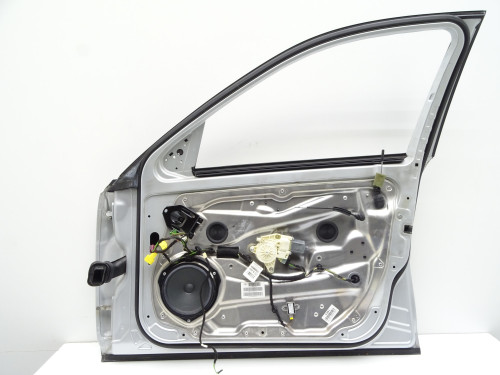 DRZWI PRAWY PRZÓD MERCEDES C-KLASA W204 KOMBI ORYGINALNE UŻYWANE | PARTLE.COM - zdjęcie 9 z 12