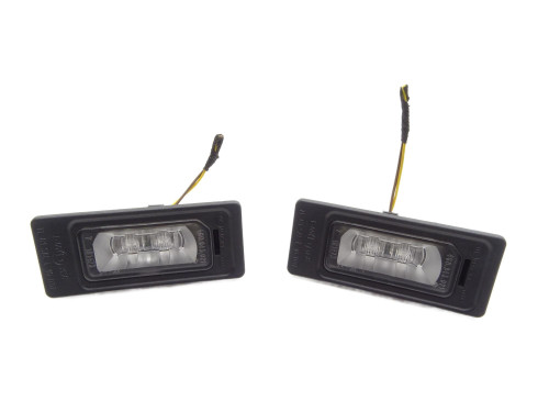 LAMPKA TABLICY REJESTRACYJNEJ OŚWIETLENIE 4G0943021 Audi A6 C7 SEDAN - przód