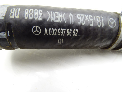 Oryginalny Wąż Wody A0029979652 do Mercedes ML W164 3.0 CDI - Używany | PARTLE.COM - zakuwany