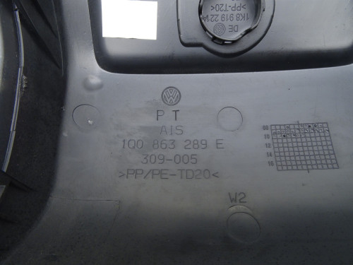 Oryginalna Osłona Tyłu Tunelu Środkowego 1Q0863289E VW Scirocco III 1K8 | PARTLE.COM - nr części