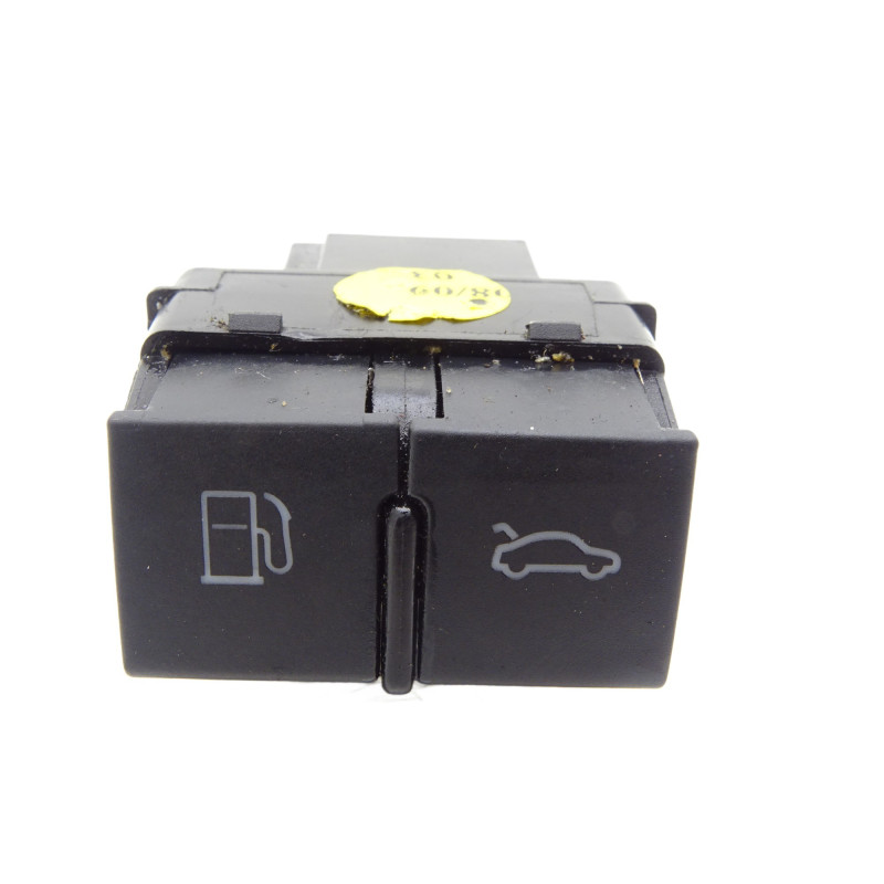 Przełącznik Klapy Bagażnika Audi TT 8J 8P0959833A - Oryginał PARTLE.COM - przód 1