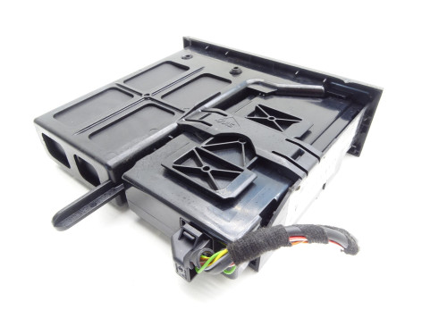 MODUŁ INTERFACE GNIAZDO 5N0035341D VW Scirocco III 1K8 - Oryginalna Część Używana | PARTLE.COM - kabel