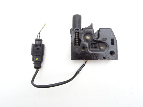 Zamek Maski Audi A6 C7 2.0 TDI 4G0823509C Oryginał Używany | PARTLE.COM - zamek z czujnikiem