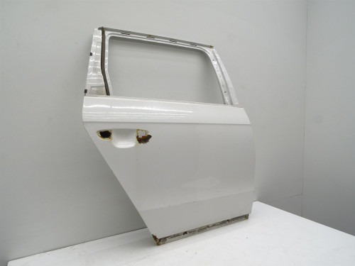 Drzwi Prawe Tył VW Passat B7 Kombi LB9A 3AF833312 - Oryginalne Używane Części PARTLE.COM - drzwi gole 1