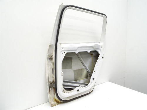 Drzwi Prawe Tył VW Passat B7 Kombi LB9A 3AF833312 - Oryginalne Używane Części PARTLE.COM - mechanizm szyby 3