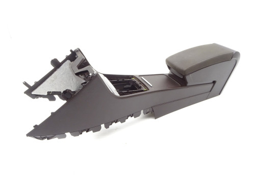 Używany Oryginalny Tunel Środkowy Podłokietnik Kratka Schowek VW Passat B7 3AC863241D - PARTLE.COM - podlokietnik 1