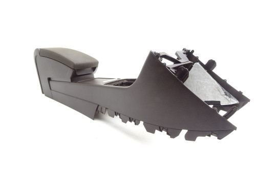 Używany Oryginalny Tunel Środkowy Podłokietnik Kratka Schowek VW Passat B7 3AC863241D - PARTLE.COM - bok