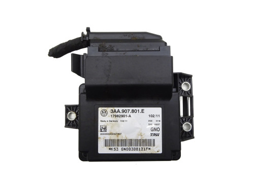 MODUŁ HAMULCA RĘCZNEGO 3AA907801E VW Passat B7 - Oryginalne części używane PARTLE.COM - przód