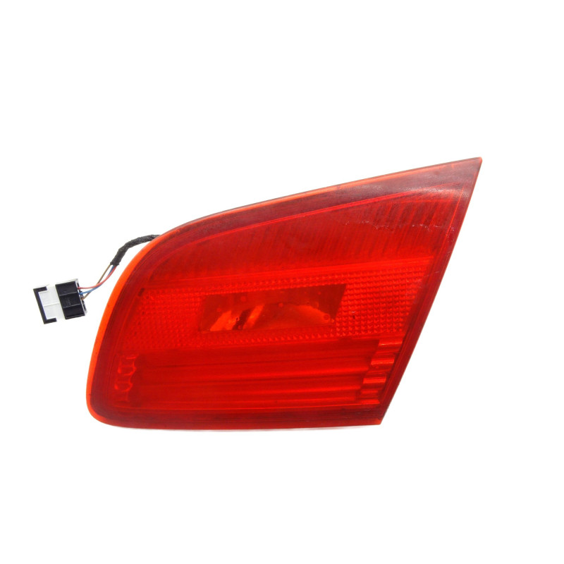 LAMPA PRAWY TYŁ TYLNA PRAWA W KLAPĘ 7162304 BMW E93 Cabrio - PARTLE.COM - przód