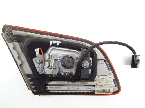 LAMPA PRAWY TYŁ TYLNA PRAWA W KLAPĘ 7162304 BMW E93 Cabrio - PARTLE.COM - przyciemniana
