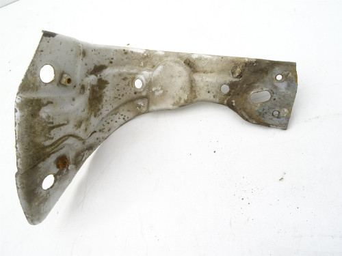 Wspornik Błotnika Lewy Przód VW Passat B7 3AA821141 - Oryginał - PARTLE.COM - wspornik metalowy 2